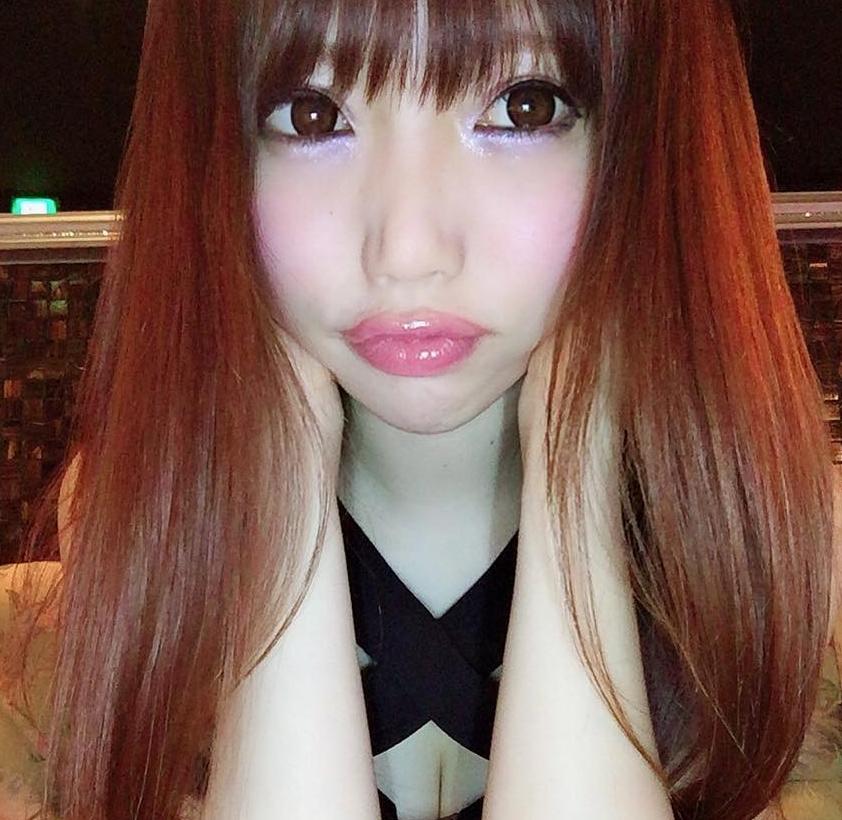 Caar12682's tweet image. 自撮り中(*'ω'*)