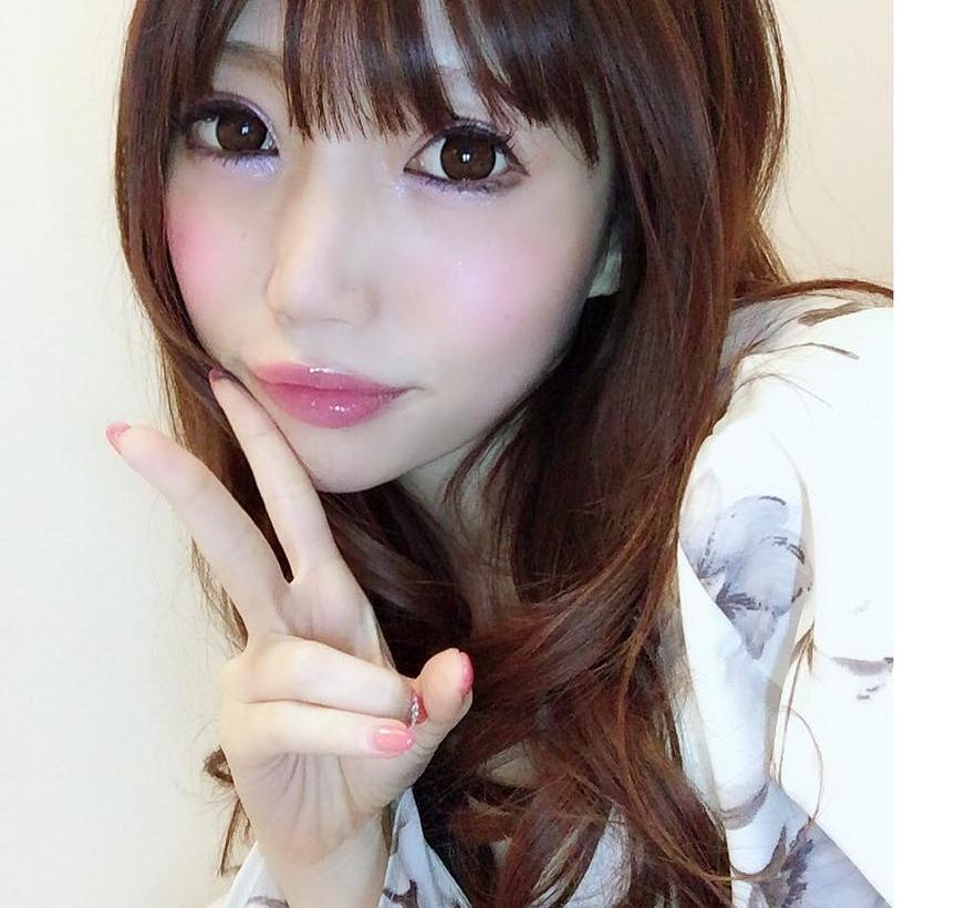 Caar12682's tweet image. 髪の毛染めました