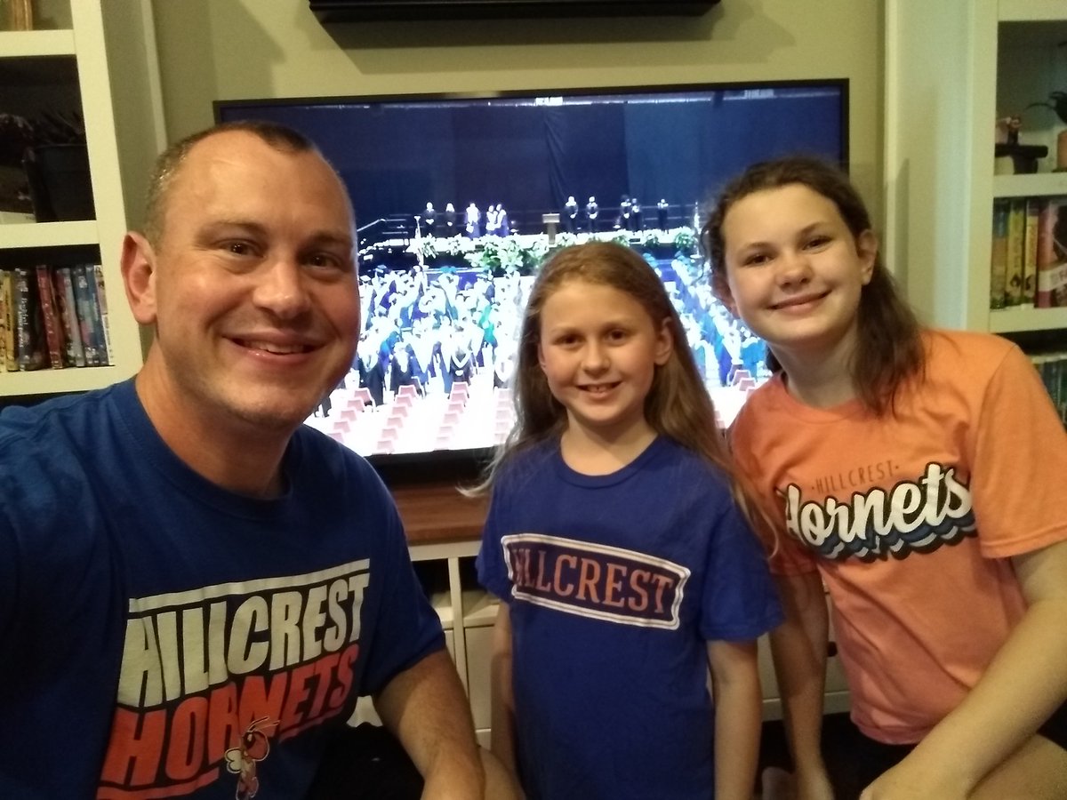 Wish we could be there in person but excited to watch the @LearnOnTheHill graduation online. Looking forward to hearing the names of former <a href="/ReedAcademy1/">Reed Academy</a> students called out tonight. Congrats to the #Classof2021! Go Hornets!