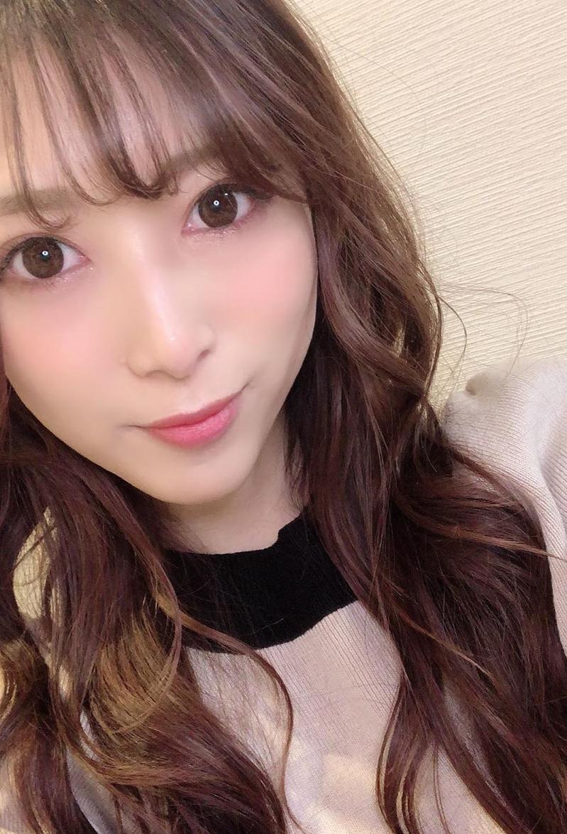 びよーん