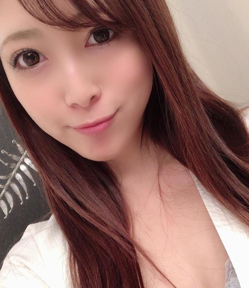 明日は何を着ようかな