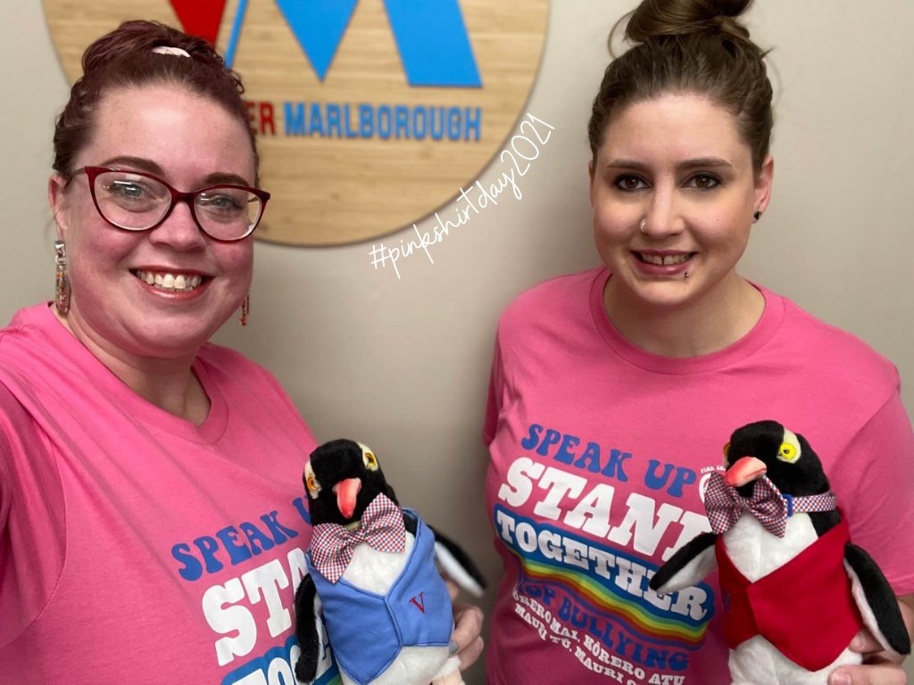 VolMarl's tweet photo. ...
Kōrero mai, kōrero atu, mauri tū, mauri ora.⁠
Speak Up. Stand together. Stop bullying.
⁠
📷 Pictured: Meg Martin (Manager) and Hannah Cunningham (Coordinator for Volunteer Services) with our penguin mascots, Vincent and Marama.⁠ [4/4]
#SpeakUp #StandTogether #mauriora https://t.co/7tmVYxDc4B