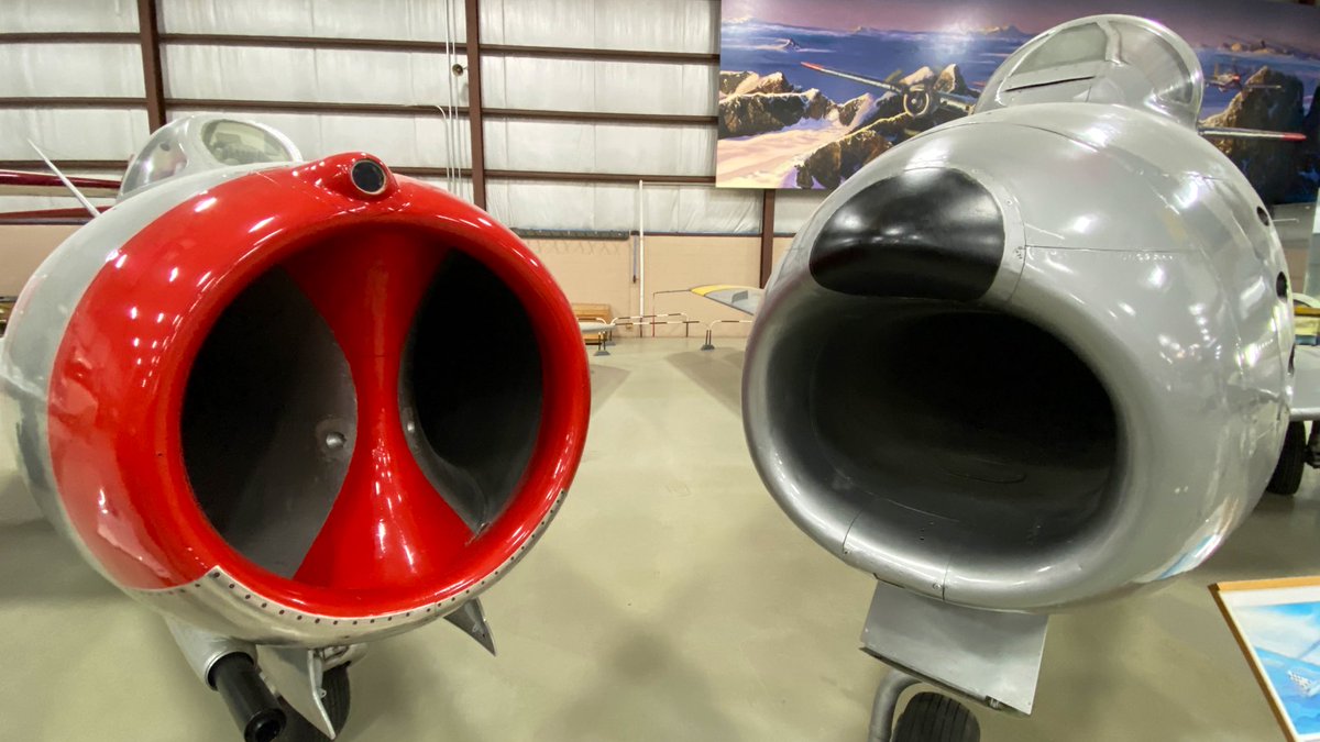 rodrakic's tweet image. Boop their noses. 

#MIG15 #F86 #ColdWar #history #avgeeks #aviation #goodbois