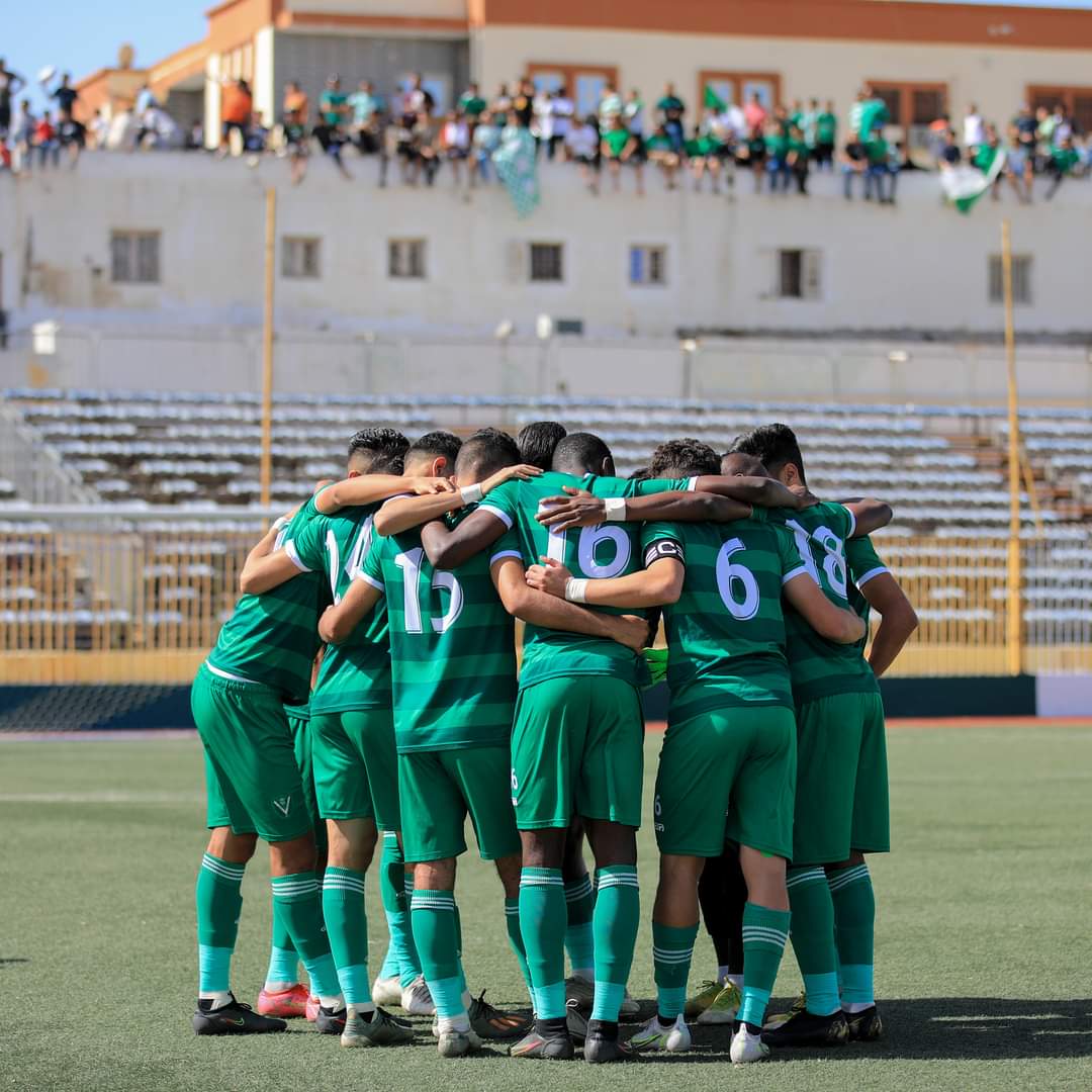 Alnasergirlsfan's tweet photo. متحدون نقف مُتفرقون نسقط 🤝🏻💚🤍
الجمهور اللاعب رقم 12 والرقم واحد في ليبيا ✅

#alnasergirlsfans | #af54 https://t.co/Gt6a3UrMWf