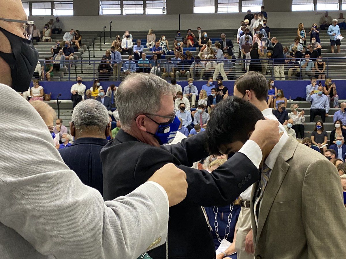 stxinfo's tweet photo. Congratulations to the Class of 2021 as they celebrate their Baccalaureate Mass. #AMDG https://t.co/etbzk76WJi