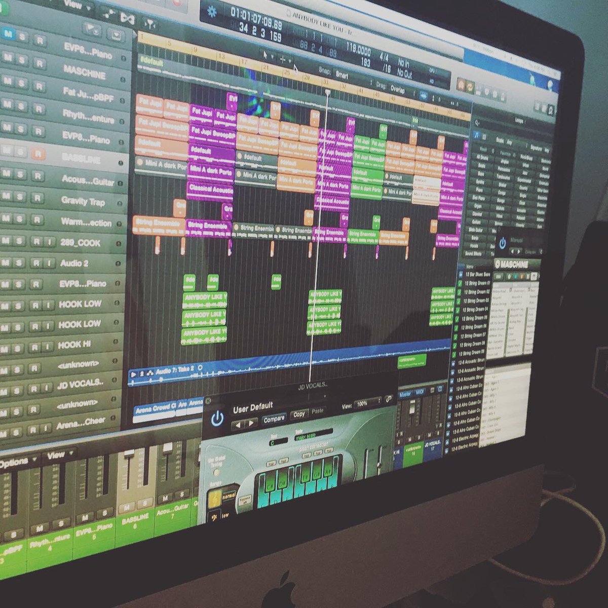 JD_Walker's tweet image. Grateful for the tools I have to my advantage.. I’m also excited about the new upgrades coming this summer. #universalaudioapollo #maschineMk3 #macbookpro15 #yamahahs8 #reason11 #soulvibemusic