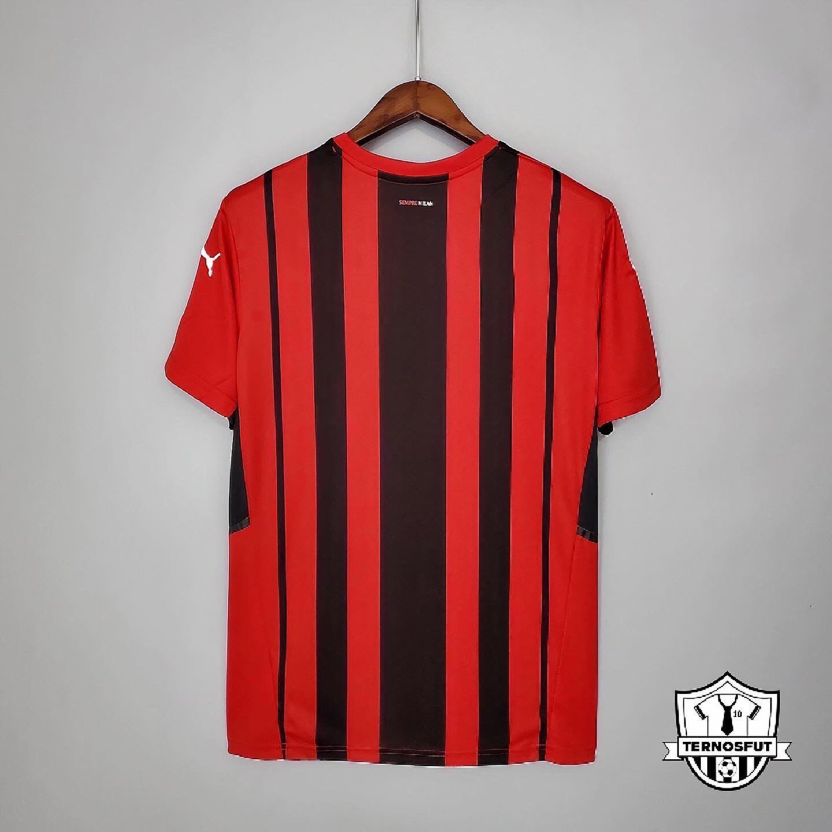ternosfut's tweet photo. MILAN HOME 21/22

💰R$ 129,99
🇧🇷 Frete gratis para todo o Brasil
👕Tamanhos P, M, G, GG
🚚 Enviamos código de rastreio

⚠️ Compras pelo direct ou whatsapp no link azul da bio. https://t.co/nLKAUU4rgQ
