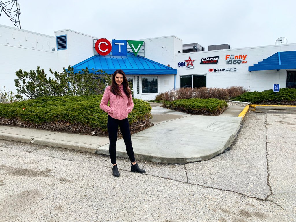 BrittneyMatejka's tweet photo. Hey Calgary! I can’t wait to wake up with you 📺  #YYC 
I am joining the @CTVMorningYYC team starting Tuesday.
Once the training wheels are off, I ll have your morning traffic details to help you get to work on time. #abroads https://t.co/yHxwXDudx3