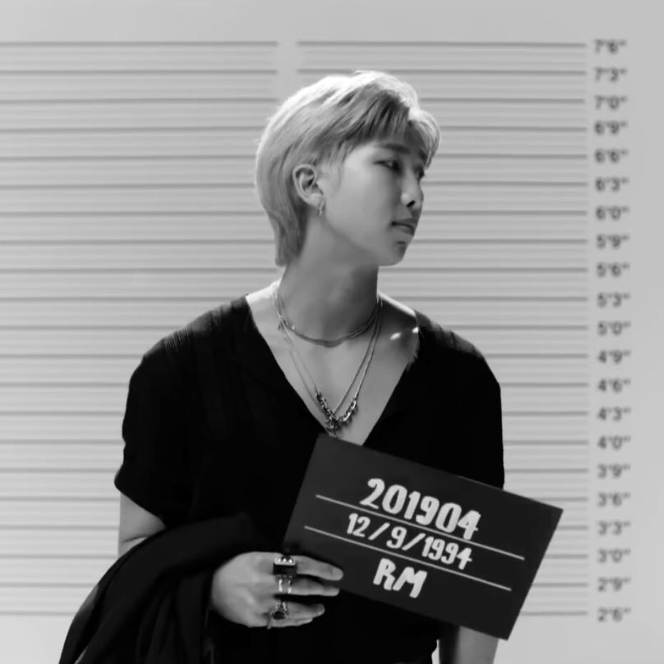 nicetoomeet_u's tweet photo. มึงดูฮยองไลน์ดิ
เป็น��ู้ต้องหา คดีทำร้ายใจเธอ
🥺
#ButterToday
#방탄소년단 ￼ https://t.co/s7Ocs7jRE7