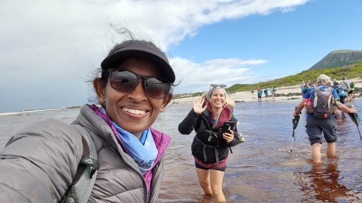 One of these great projects is the #turtle rescue and rehabilitation programme of the Two Oceans Aquarium Education Foundation, and Alex and Kirshia got to spend four days on the coast sharing this awesome work - take a look: aquarium.co.za/blog/entry/kir…