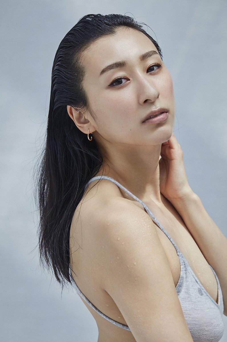 Beautyガール かわいい子 בטוויטר 浅田舞 4年ぶりのグラビア 最新おっぱい