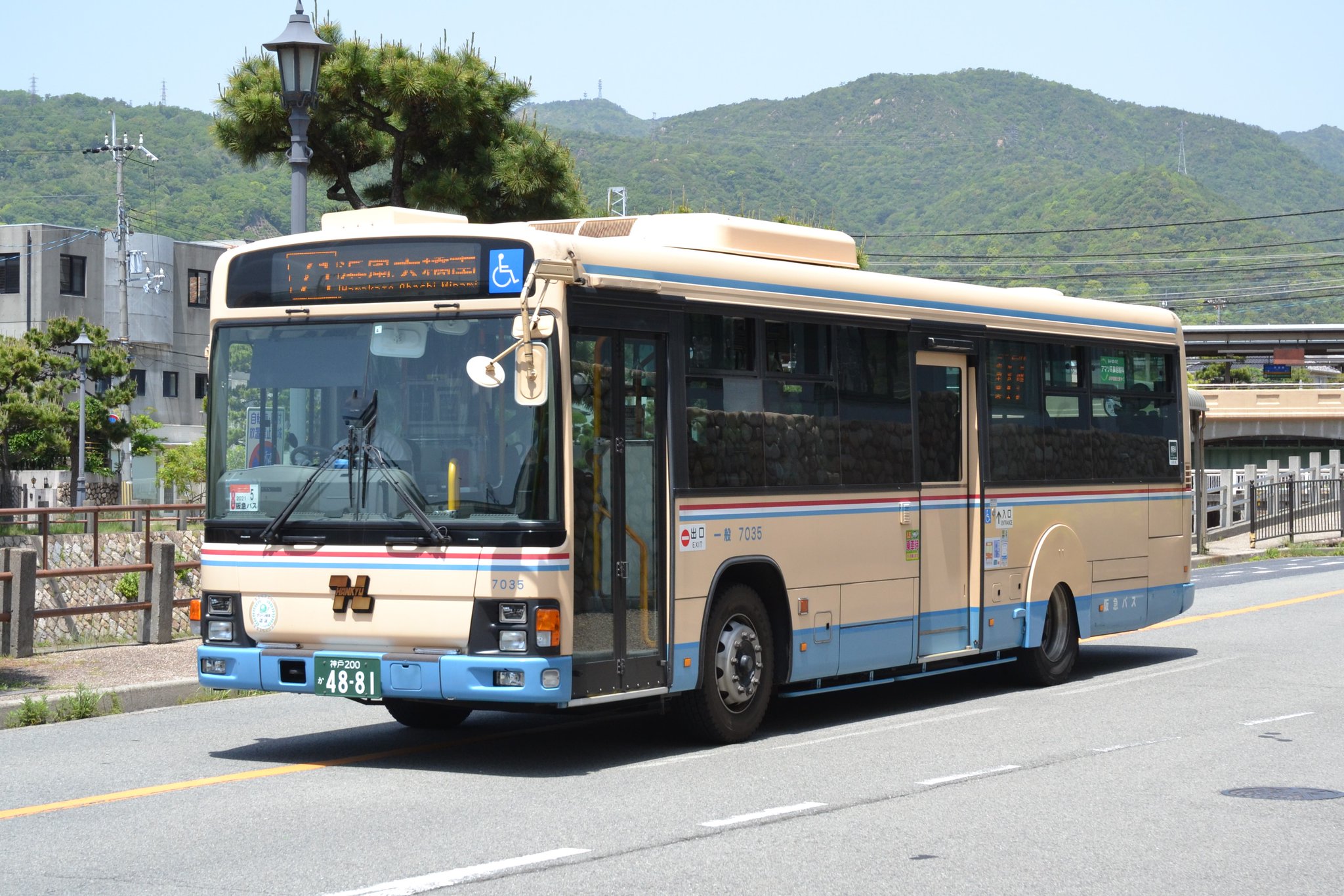 【Niseneko】阪急バス創立90周年フロントマスク 安い 非売品 日本初の Niseneko】阪急バス創立90周年フロント