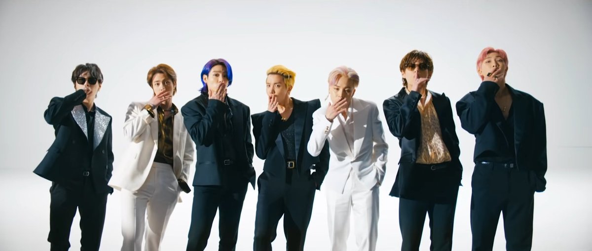 kimtaely95's tweet photo. ชาติ ศาสนา พระมหาบังทัน #ButterToday #방탄소년단 https://t.co/o4JTBEoJeA