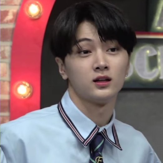 hourly jay (@jayshourly) on Twitter photo 