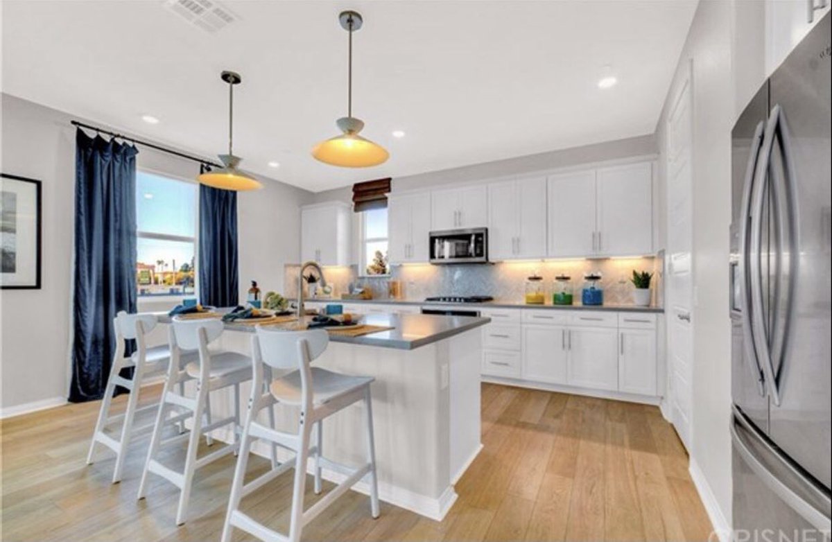 JudyLinYoung's tweet photo. IN ESCROW for a new construction home within a gated community! When client’s son was admitted into Brentwood School, she made a sacrifice to move to LA from Bakersfield. Brentwood School bus stops in Inglewood. We are relieved to find a home in this low inventory market. https://t.co/U1UU8RCiXo