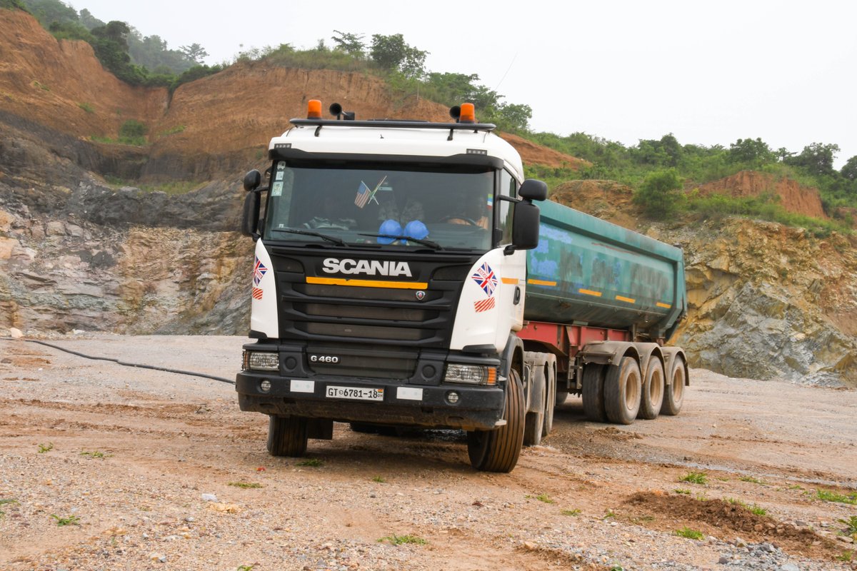 ScaniaWstAfrica's tweet image. The Scania G460 truck was featured in an auto show by Joy News. Watch our showstoppper at work on bit.ly/33y5UQl. #scaniawestafrica #scaniagroup #quarrymachine #tailoredsolutions #reliablepartner