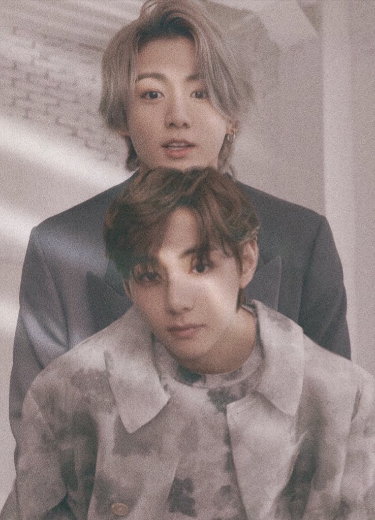 SonKimchi's tweet photo. I’m voting for @BTS_twt for #BBMAsTopSocial ♥️ https://t.co/XV5EIe6JTt