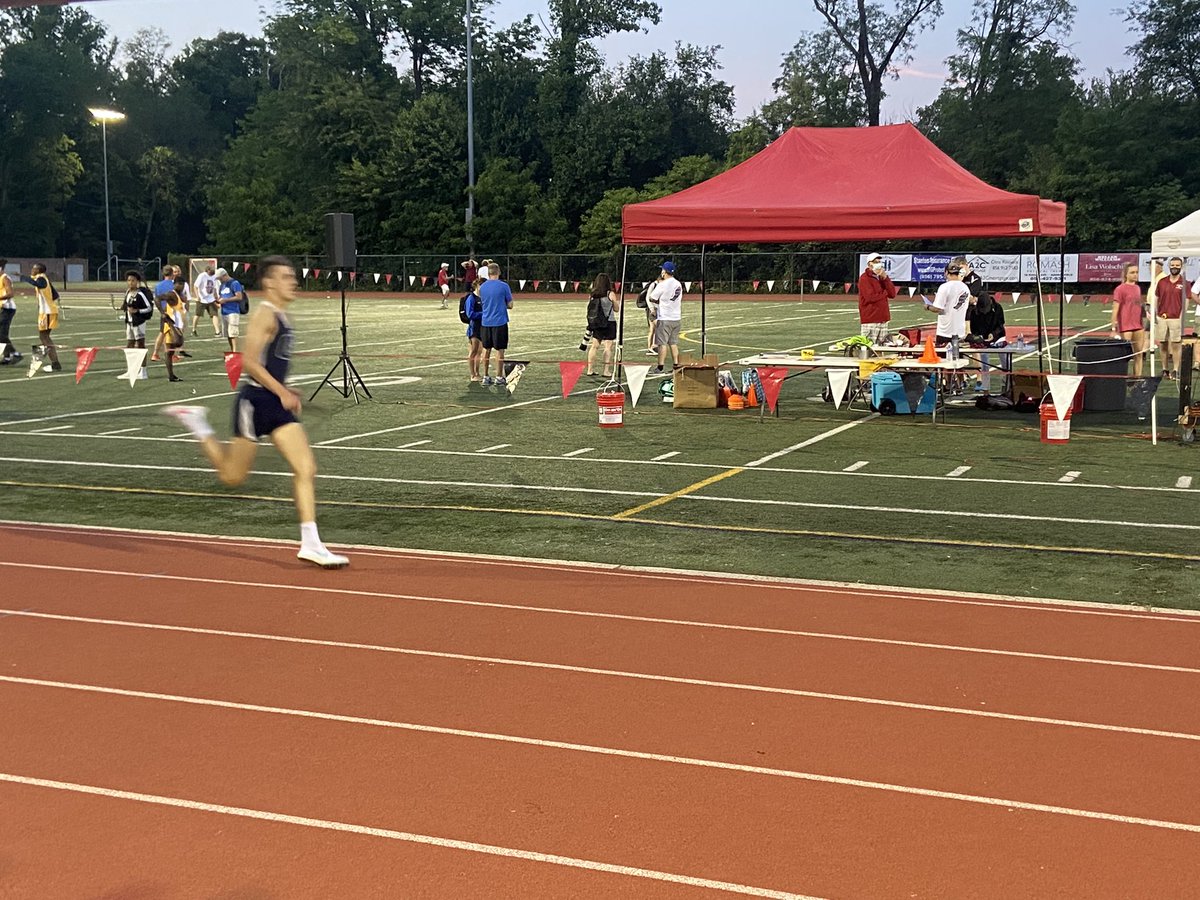 ᴅᴀɴ ᴡʜᴀʟᴇɴ tweet media