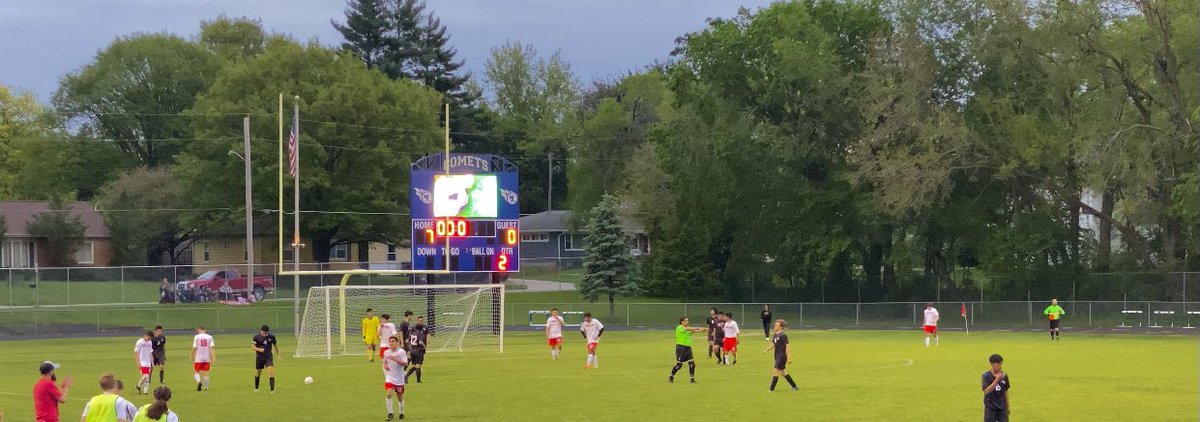 wlboysoccerfans's tweet photo. The boys win 7 to 0 against 1A Highland in tonight’s first round of the sub-state games! 💙⚽️ #cometsoccer #substatesoccer https://t.co/jjNr4sjUv0