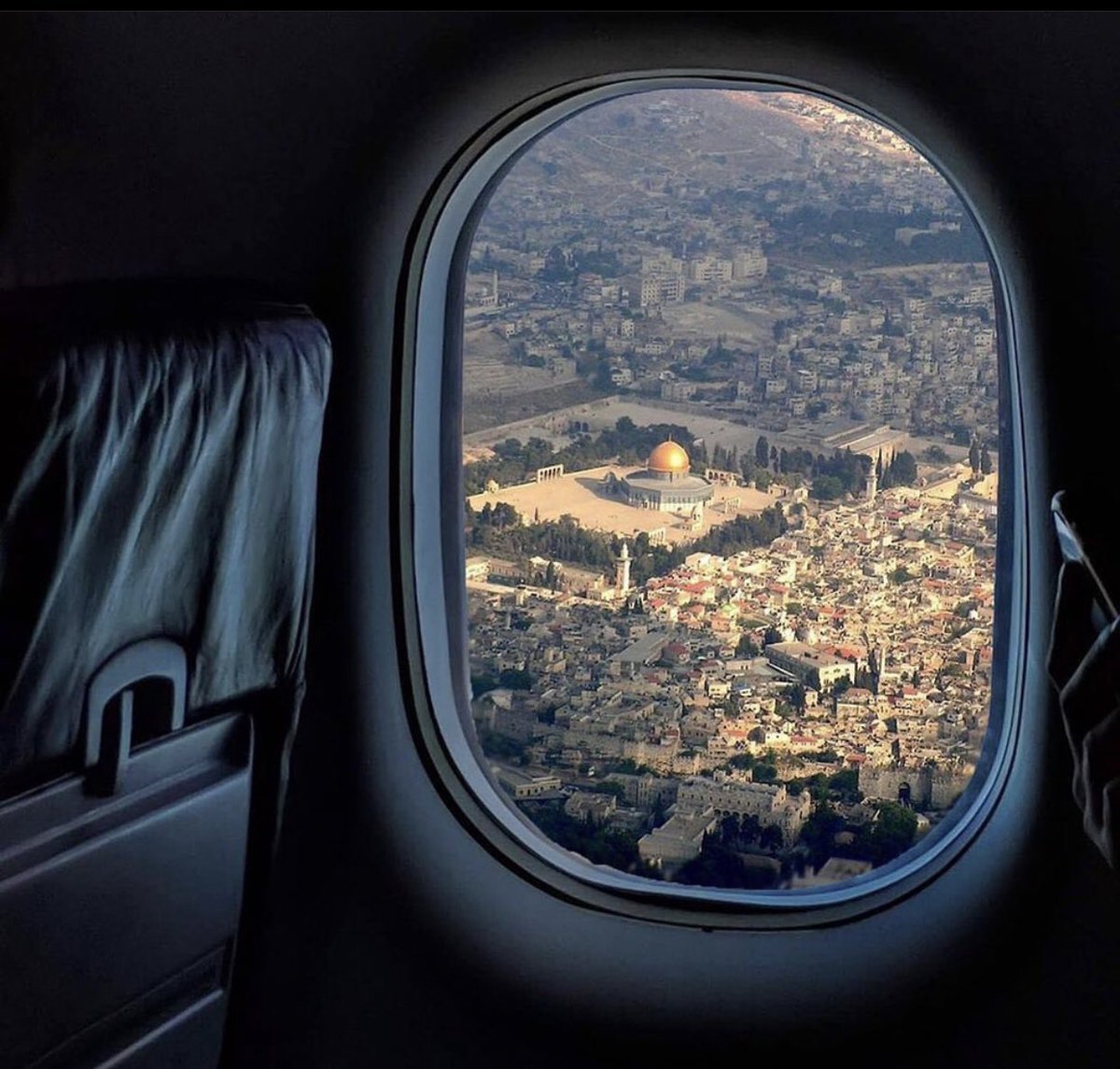 #غزة_تنتصر الحمد لله الذي بنعمته تتم الصالحات
انتصرت غزّة .. وعادت الحياةُ للحياة 
🤍 🇵🇸