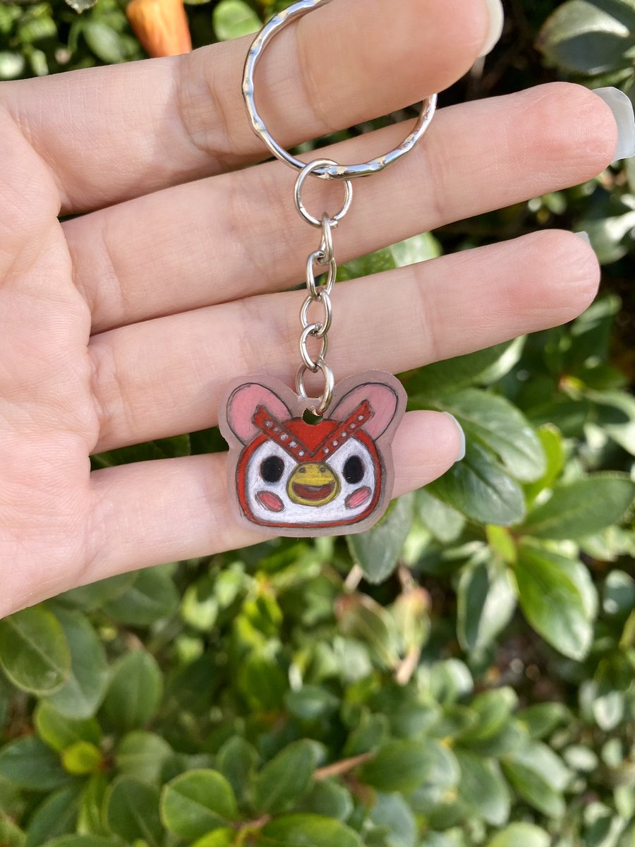 Celeste keychain! 💫

$7.50 (plus shipping) 
Comment below to claim ✨