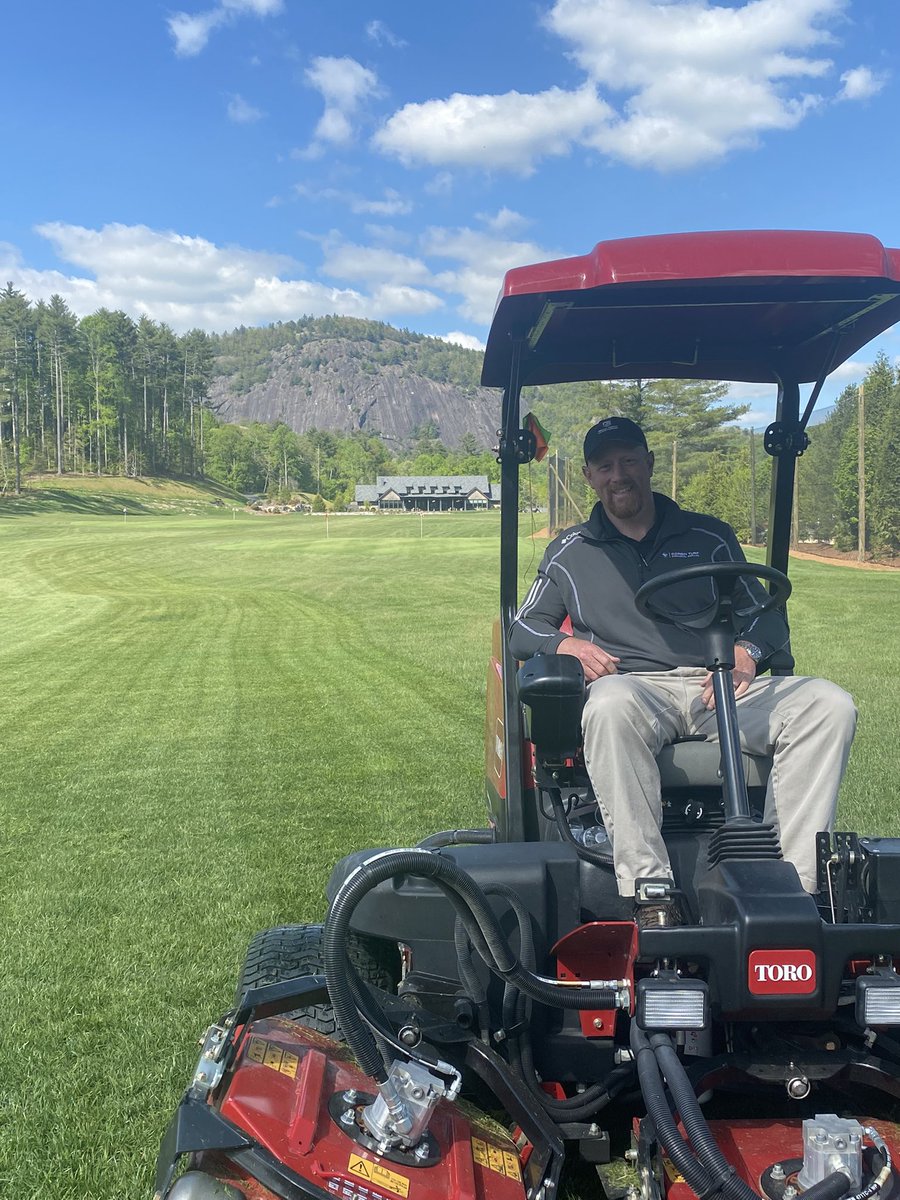 On behalf of the entire golf staff at High Hampton. Thank you to Lee Howell and Corbin turf for helping us out the day before opening! He’s still got it!!! 👍
