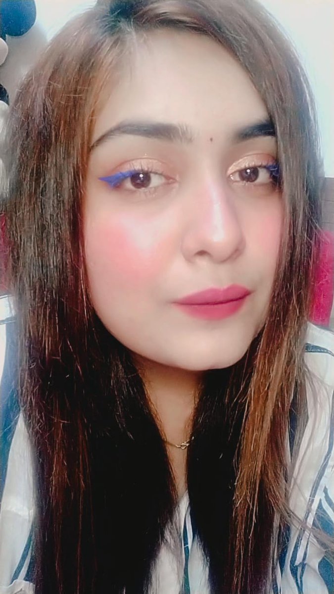 Priyamlkoffcl's tweet photo. भारतीय संगीत में सात स्वर (notes of the scale) हैं, जिनके नाम हैं - षड्ज, ऋषभ, गांधार, मध्यम, पंचम, धैवत व निषाद। 
❤️ इन सातों नाम से प्यार कर बैठी हूं। ❤️

 #StayMusical #everydaynewstart #staysafe #inLoveWithMusic https://t.co/0hXPCaN8Q2