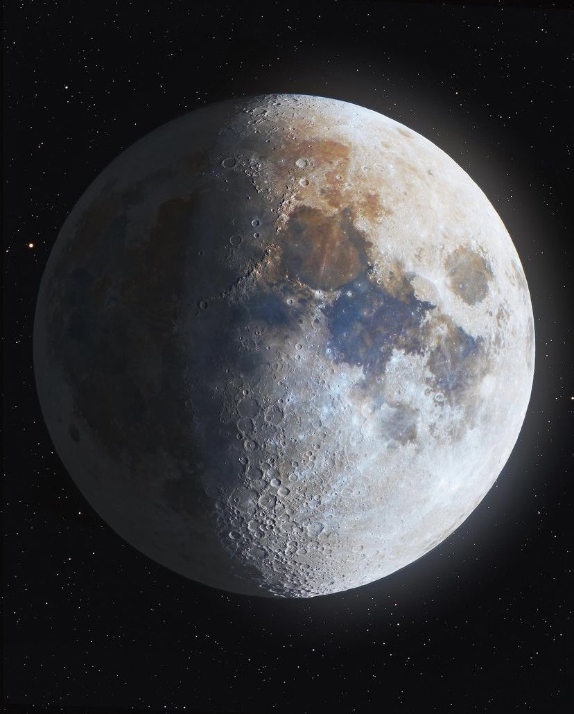 Stunning shot of the moon