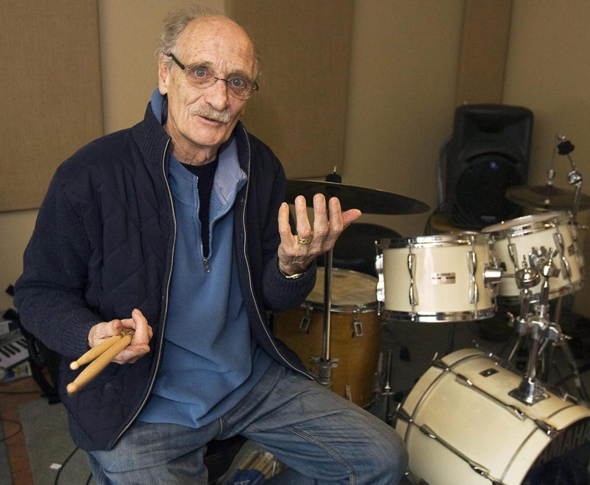 'A Charlie Brown Christmas' drummer Jerry Granelli needs help after health crisis, son says