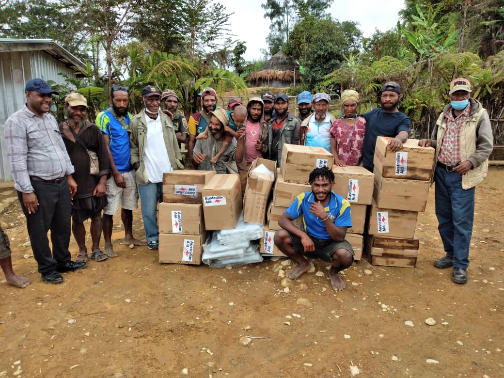 BlackSwanInter1's tweet photo. Read about our participation in a collaborated relief effort with @worldvisionpng, @UNDPinPNG  and various other organizations to support the people of Waiya Ausa whose homes, food gardens and livelihood were destroyed by a landslide in April this year. https://t.co/J3AEaOvgja