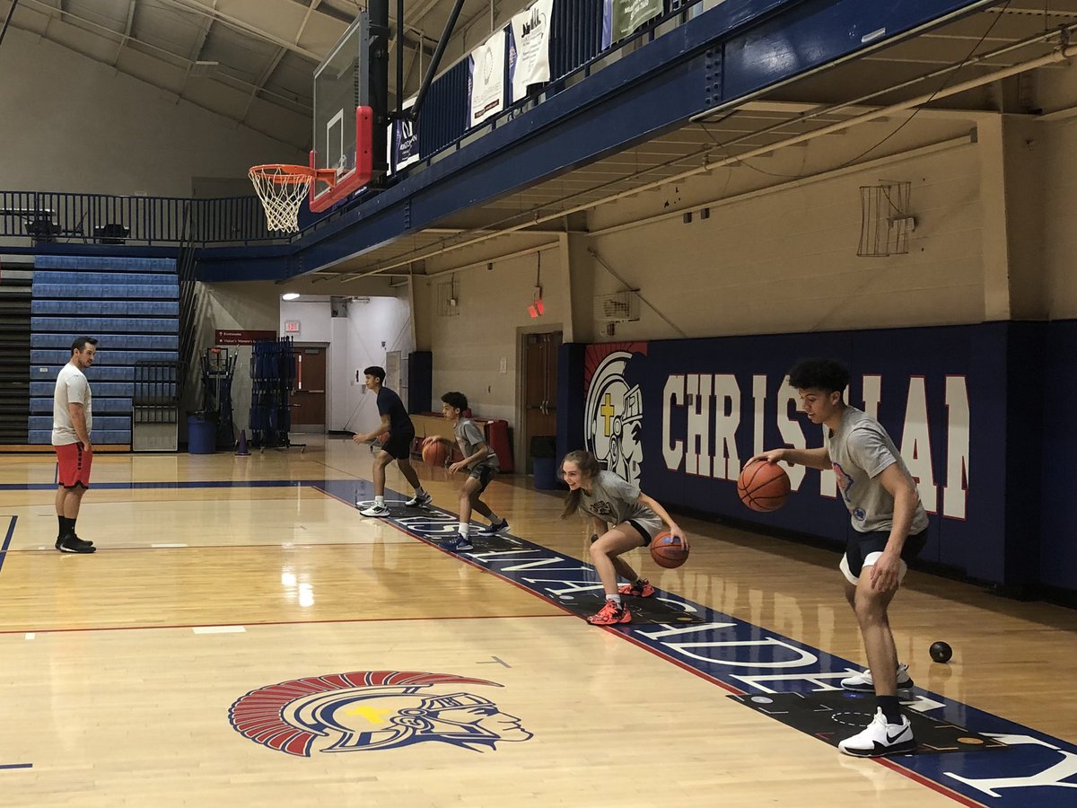 Coachgeorge15's tweet photo. Thank you for the great skill workout, tonight! @BryceStanhope #impossibletraining #footworkmat https://t.co/DViZTRL5YC