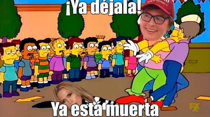 Vecinos_Playa's tweet photo. Debate entre candidatos de #Solidaridad #QuintanaRoo #memes  @LauraBeristain @LiliCamposM @GMendicutiMX https://t.co/YWN8nVA9lb