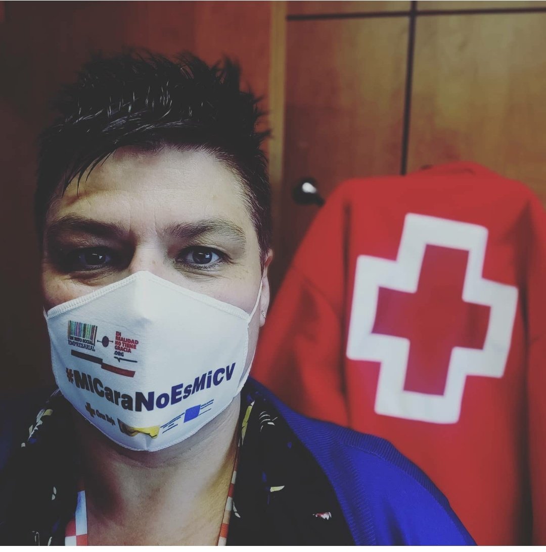 AlexndraFerrero's tweet photo. El talent no es pot amagar darrere d'una mascareta i tampoc es pot percebre en el rostre #MiCaraNoEsMiCv https://t.co/HFMygLjg40