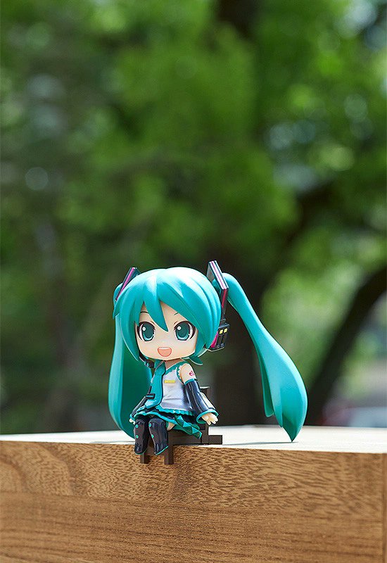 カホタン グッスマのすみっこ ねんどろいど 初音ミク 2 0 専用 Swacchao Parts Set すわっちゃお Goodsmile ねんどろいど 本セットには 上半身 座り下半身 Swacchao 用 イス が含まれます 商品詳細はこちら