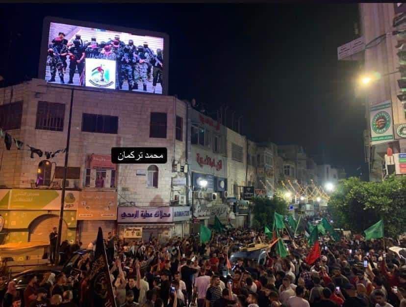 Neelofa's tweet photo. Alhamdulillah! First step to freedom, InshAllah. We will continue to stand in solidarity with Palestine and fight for their freedom. Perjuangan kita masih belum selesai 🇵🇸♥️ #FreePalestine https://t.co/DuwizbcKxM