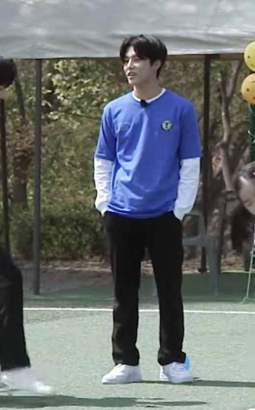 แค่ยืนเฉยๆยังหล่อทะลุจอ