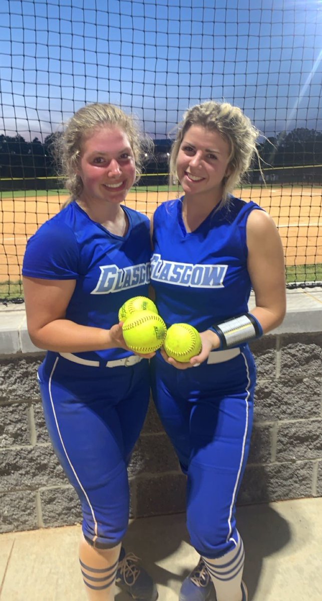 hcadej1's tweet photo. First dingers on the field! @ghs_scottie_SB https://t.co/rgDrtIbR0O