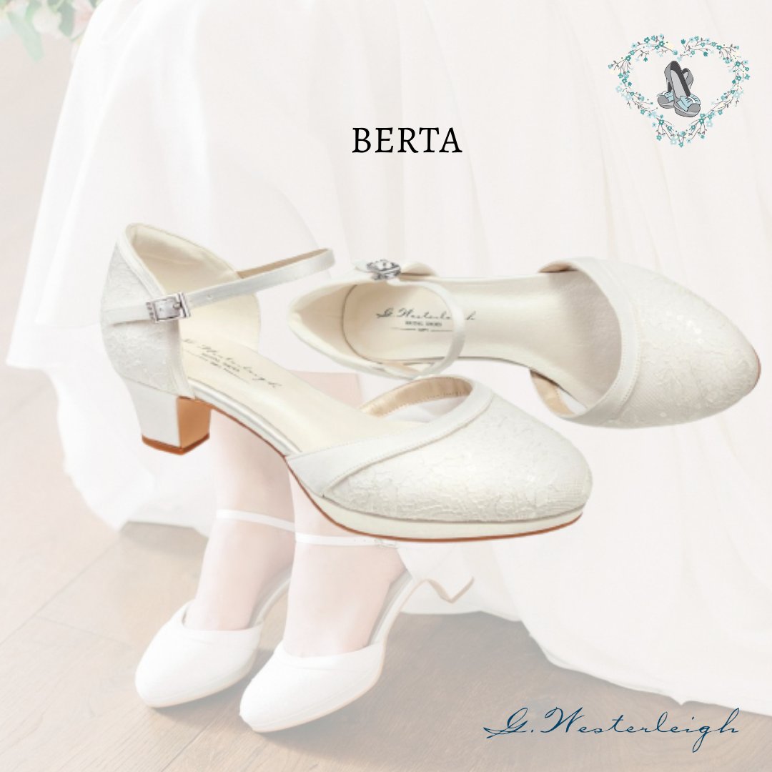👰🏻 #ZapatosDeNovia Berta de #GWesterleigh ⛪

Acabamos la semana de forma increíble con estos #zapatos d'orsay perfectos para un día inolvidable, con 4.2 cm de tacón ancho, 1 cm de plataforma, encaje y correa. 

loszapatosdetuboda.com/zapatos-de-nov…

#LosZapatosdetuBoda #LZDTB #NoviasComodas