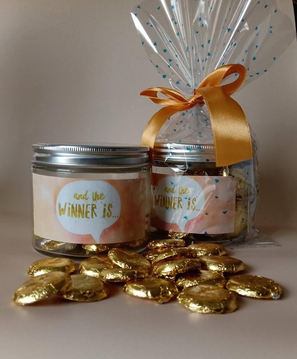 goodiebuddy's tweet photo. @hrdbacot Aku pernah bikinin orang ky gini, min. Isi dan labelnya custom - bisa diisi cookies, coklat, permen dan lain2
Untuk info lebih banyak sila cek https://t.co/oXx1sfoSAy https://t.co/fRHMg1w6lV