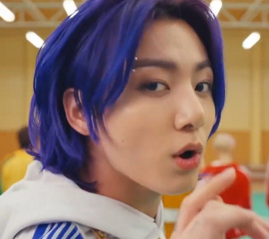 chaenjee's tweet photo. Eu nao tenho nem palavras para dizer ao jungkook DESSA ERA 
#BTSBackWithButter https://t.co/Vx3T4BYMiI