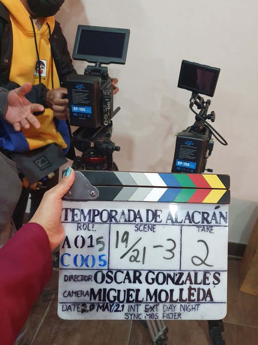 Soy consentida 😛 Cine mexicano 😘 Cine en espa&ntilde;ol  Grabaciones https://t.co/PDJvMiHsmt