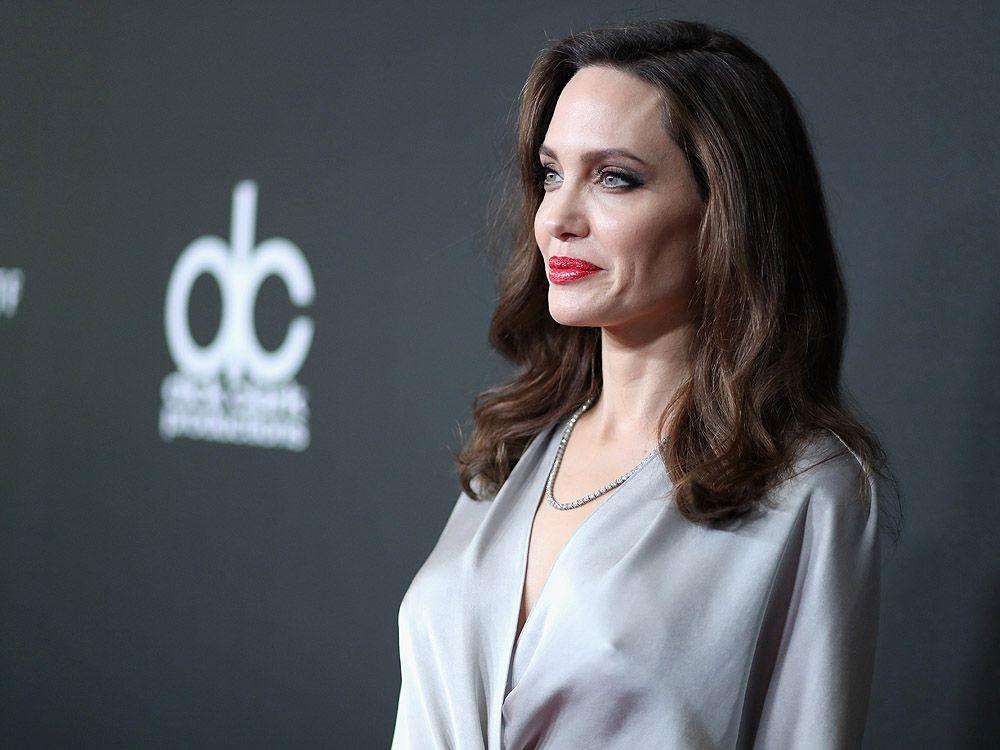 Angelina Jolie didn't shower for three days ahead of bee photoshoot