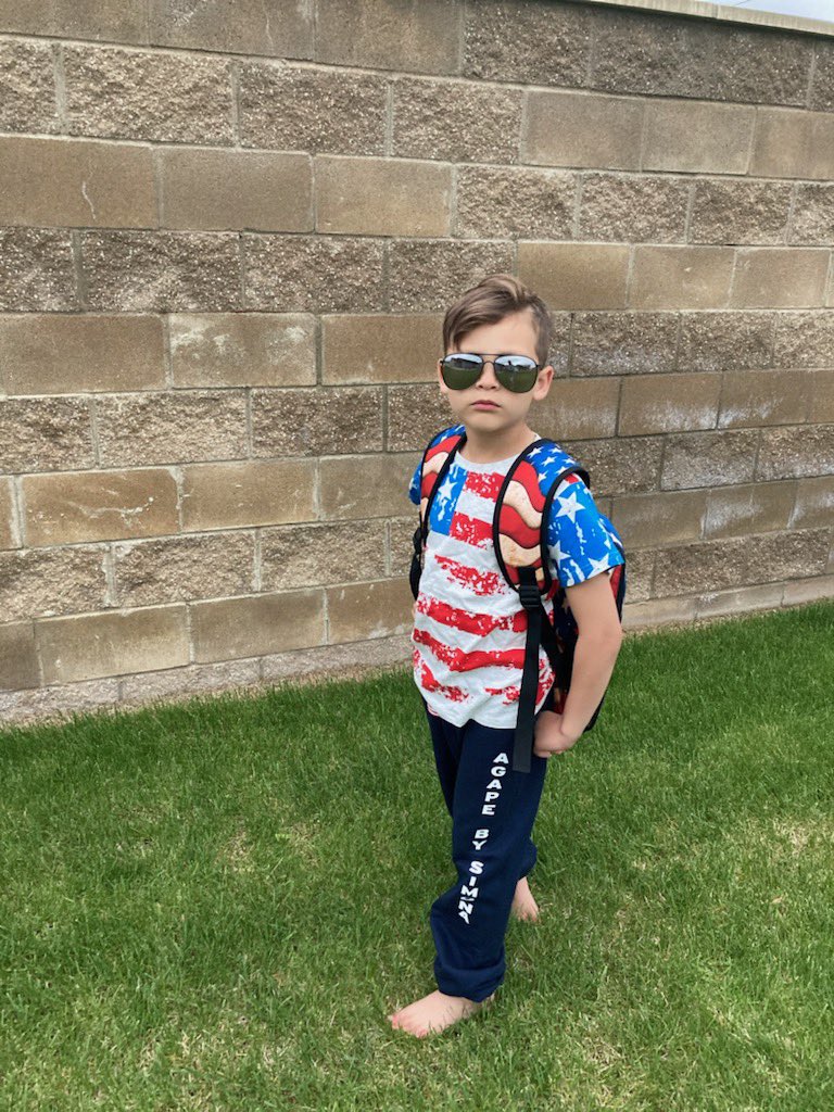 SimonaMangiante's tweet photo. This wonderful kid , CRU is the cutest, most amazing model ever ๐๐๐Thank you @stevobilldo for shopping AGAPE by Simona kids collection! It was such a pleasure to create customized outfits for this little treasure #makeamericadreamagain #agapebysimona #usa ๐บ๐ธ https://t.co/7s3jcQh74p