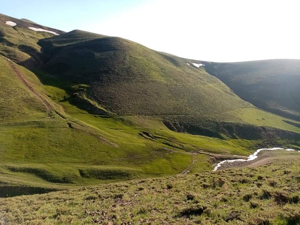 LokmanCinar's tweet photo. Home, home, sweet home. 
Gone are the days #childhoodMemories 
#MyVilage during spring. 
Best of lifestyle with the beauty of nature, the serenity and peace you get incomparable. 
Happy Friday dear friends. https://t.co/xXilmJndI6
