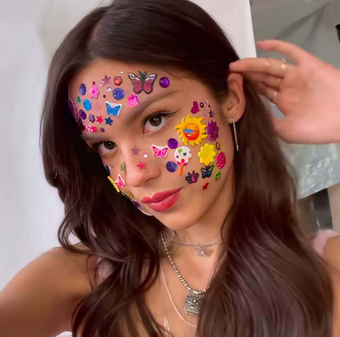 swift_magical's tweet image. SOUR