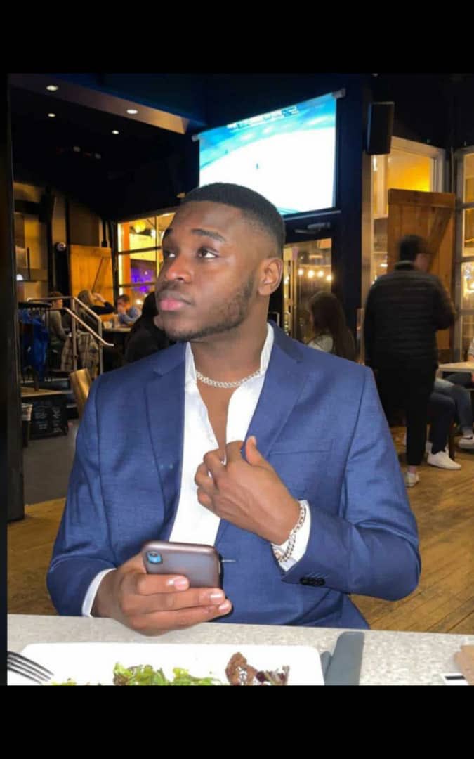 Happy Birthday <a href="/CrownZxx/">Crownz</a> 
Wishing you all the best 
More life and more vibes 🤩