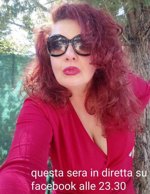 Ciao miei carissimi amici. Posto questa foto per omaggiare un mio fan che mi ha regalato il vestito preso<a href="/tag/sexy"class="tags"><span>#sexy</span></a><a href="/tag/camgirl"class="tags"><span>#camgirl</span></a><a href="/tag/pornostar"class="tags"><span>#pornostar</span></a><a href="/tag/attrice"class="tags"><span>#attrice</span></a><a href="/tag/jessicarizzo"class="tags"><span>#jessicarizzo</span></a>