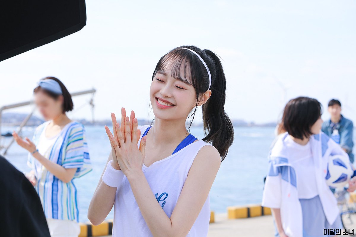 ❥ loona pics (@loonalog) on Twitter photo 