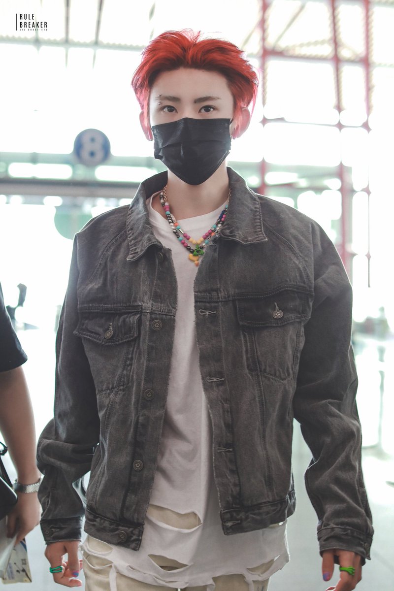 ayowzup's tweet photo. 210521 Beijing 🛫 Zhengzhou

Boyfriend look wang linkai 😍

Zao Yang music festival tomorrow 🎶🔥

©Dreamboat•小鬼王琳凯, EverTrustLilghost-王琳凯, RuleBreaker | 小鬼王琳凯
#XiaoGui #LilGhost #小鬼 #王琳凯 https://t.co/cYvzYtZwXk