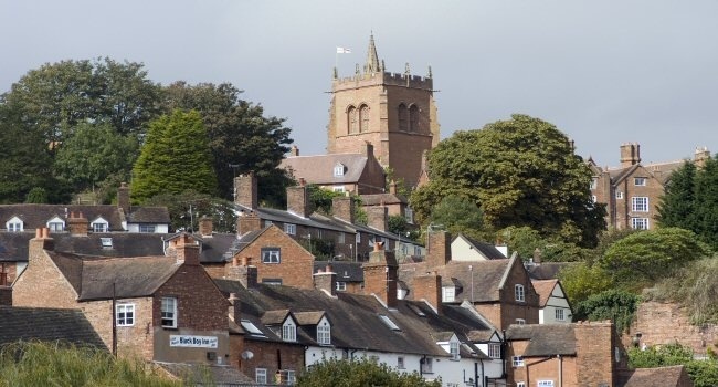 ShropCouncil's tweet photo. 🤷 If you  live or work in #Bridgnorth you may have read or heard speculation about the future of Smithfield Car Park.

👍 To find out what's  happening, and what is planned, please click here https://t.co/wEcbGh1PQm https://t.co/74Es6BV9eC